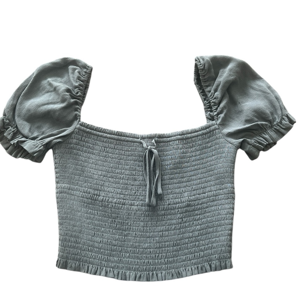 Aritzia Gray Smocked Crop Top Size M